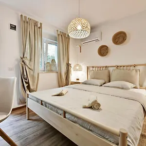 Bed & Breakfast Pikarin, Vrsar